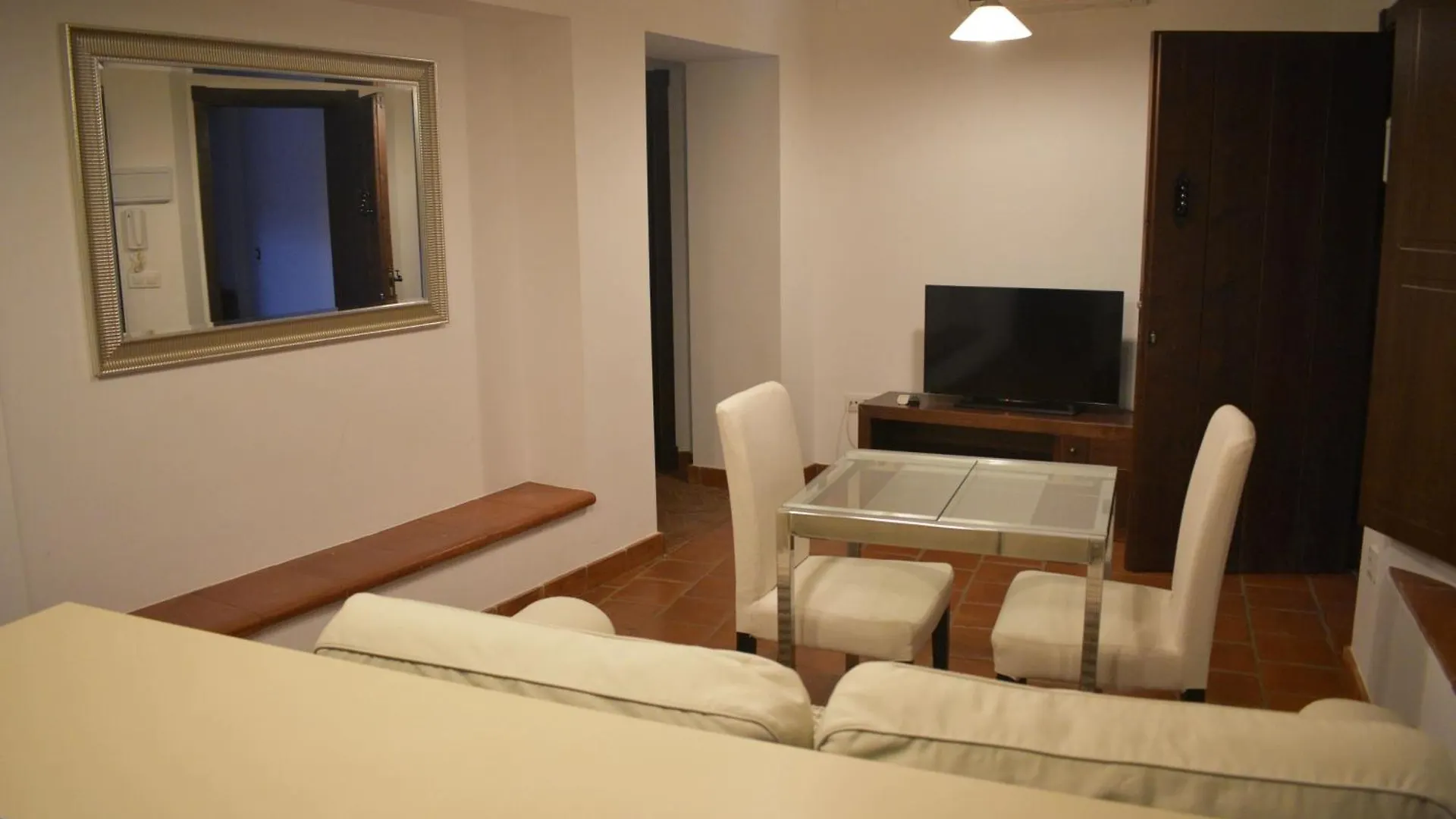Apartamentos Bodeguetas Constantina España