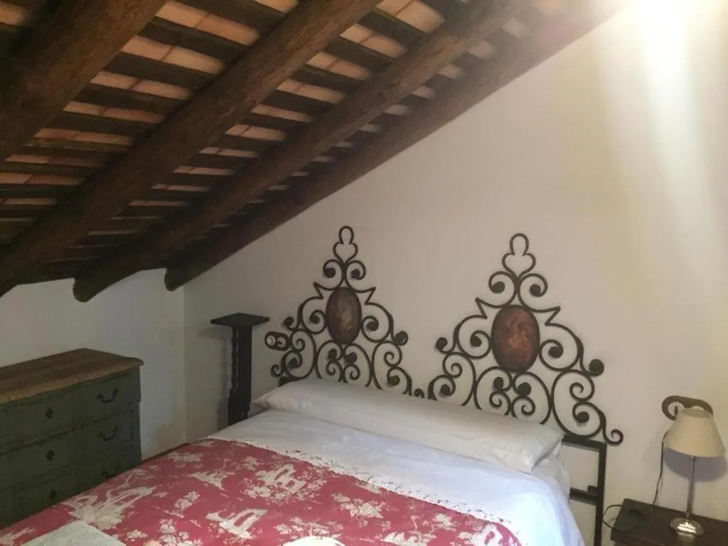 Apartamentos Bodeguetas Constantina İspanya
