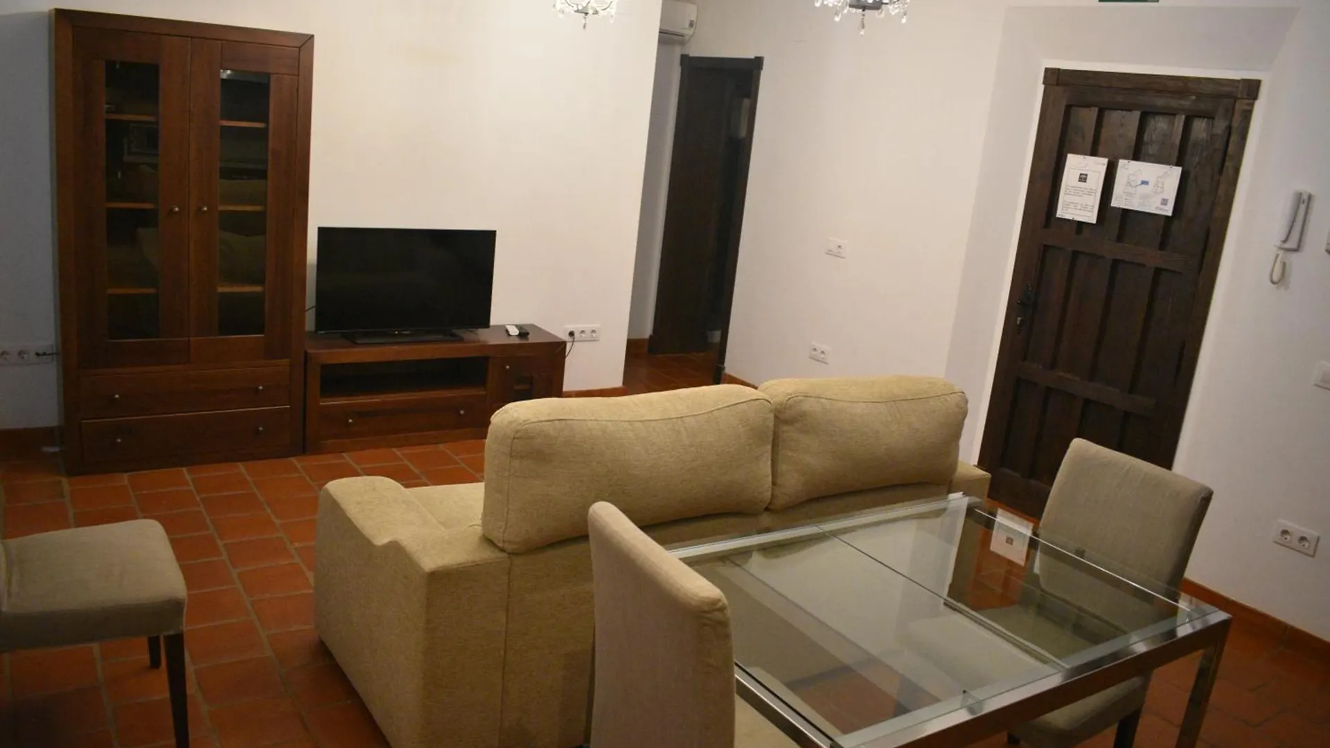 Apartamentos Bodeguetas Constantina