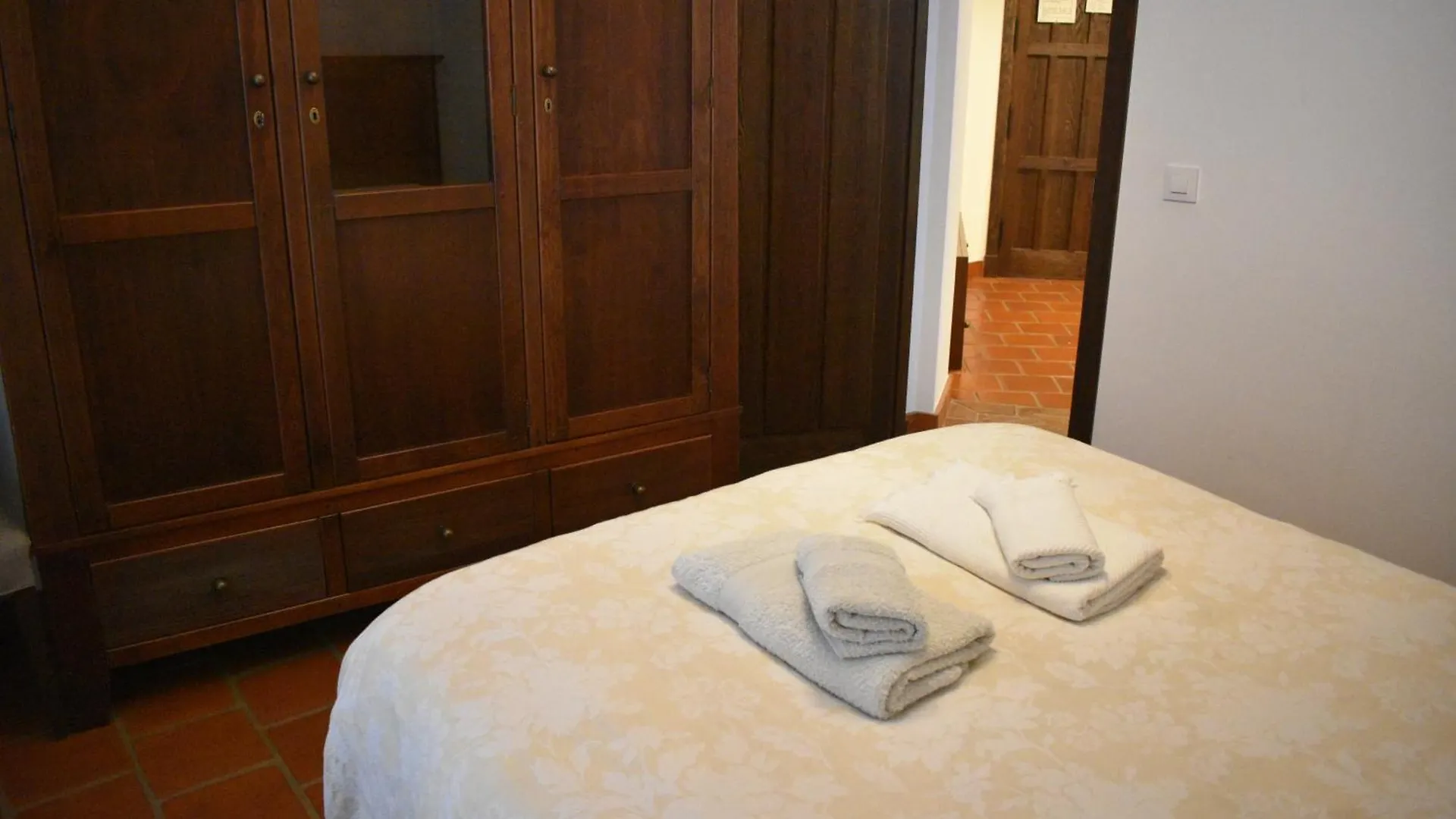 Daire Apartamentos Bodeguetas Constantina İspanya